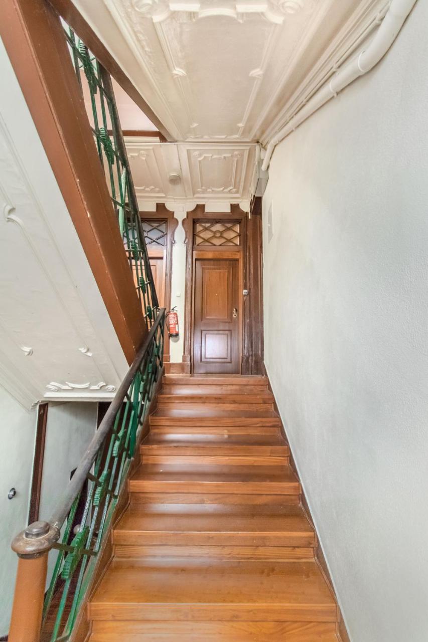 Chiado Balcony Apartment Lisbon Exterior photo