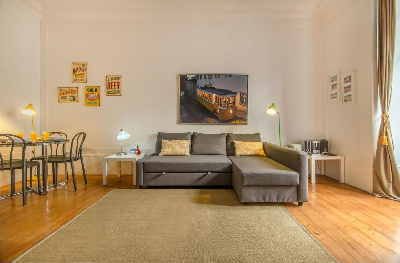 Chiado Balcony Apartment Lisbon Exterior photo