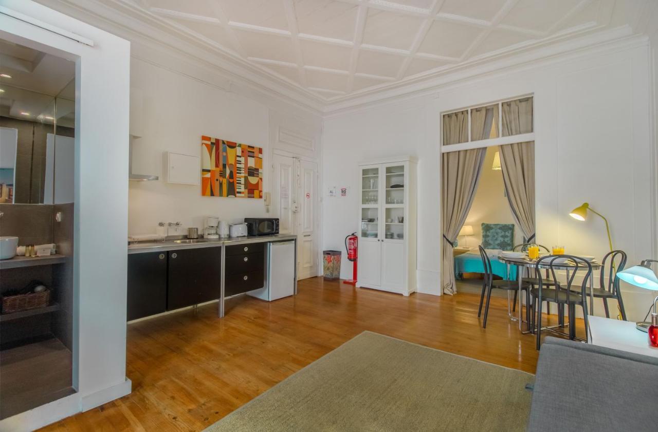 Chiado Balcony Apartment Lisbon Exterior photo