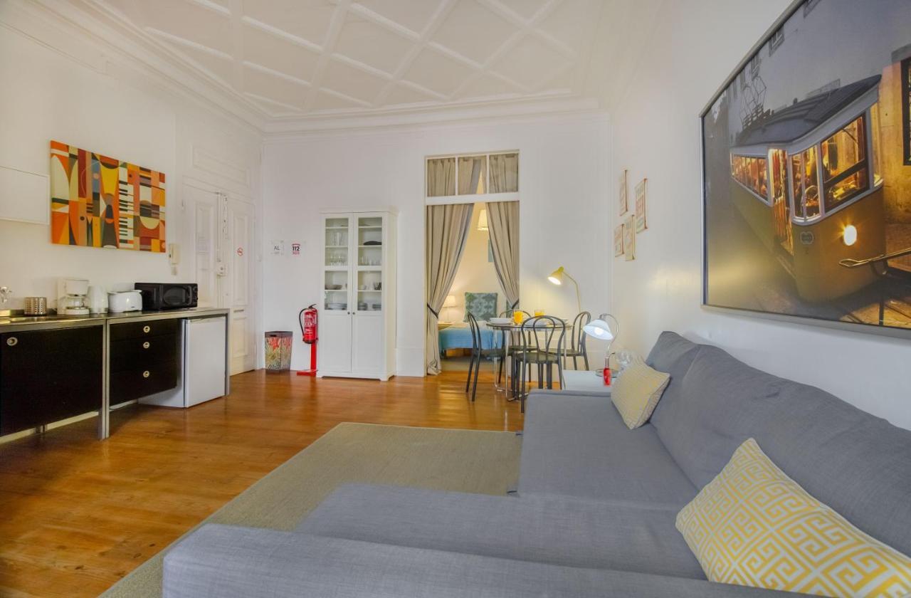 Chiado Balcony Apartment Lisbon Exterior photo